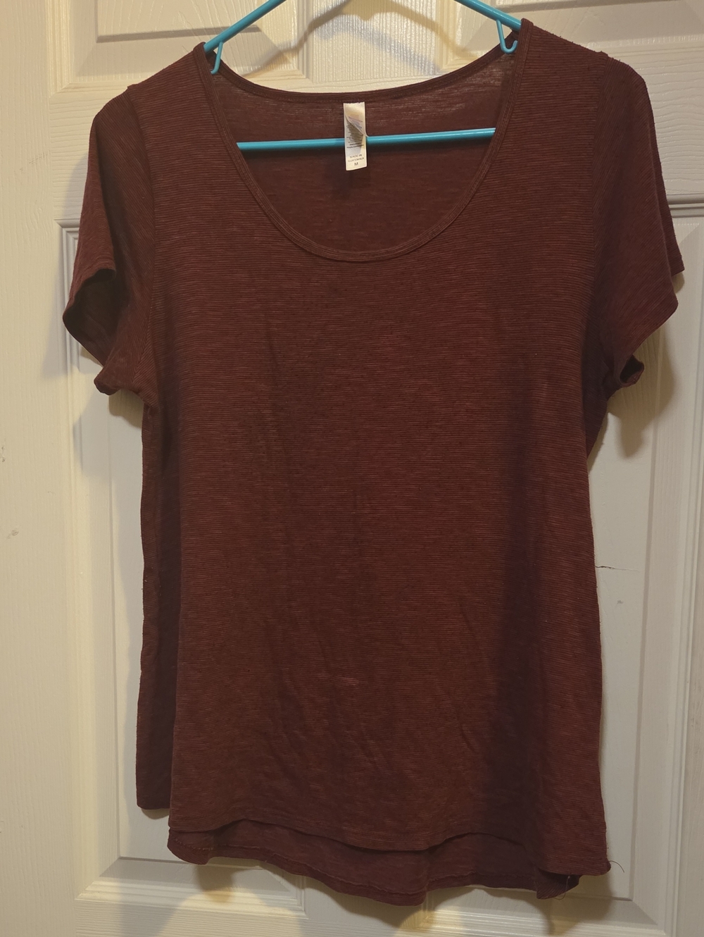 LuLaRoe Scoop Neck Tee - Deep Wine
